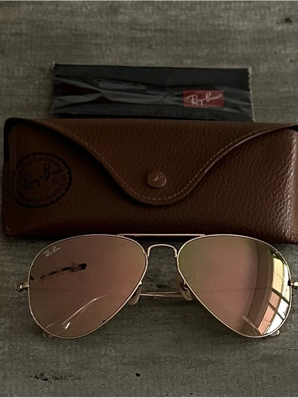 Ray-Ban Unisex Aviator Sunglasses - Gold Frame with Cooper flash Mirrored Lenses